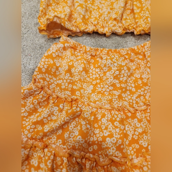 Outfit - Picture 3 of 7